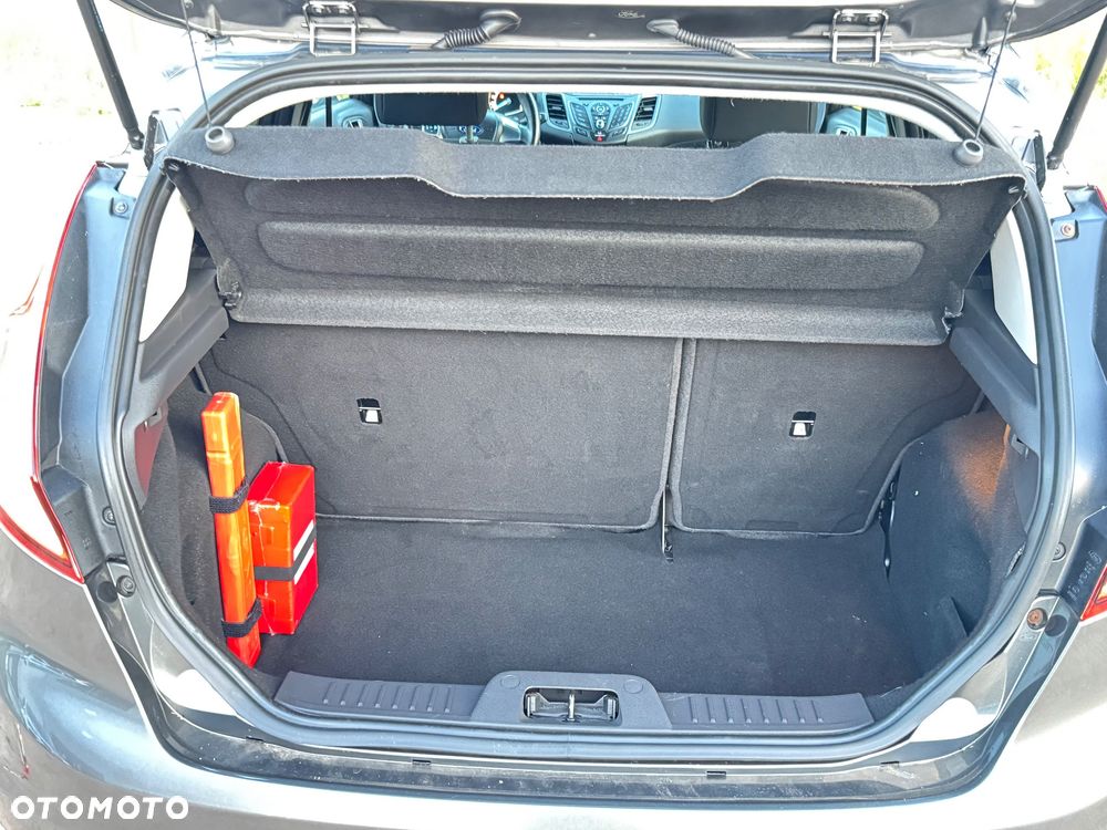 Ford Fiesta - 26
