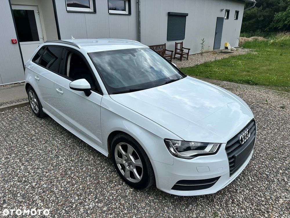 Audi A3 Sportback 1.6 TDI (clean diesel) Attraction - 2