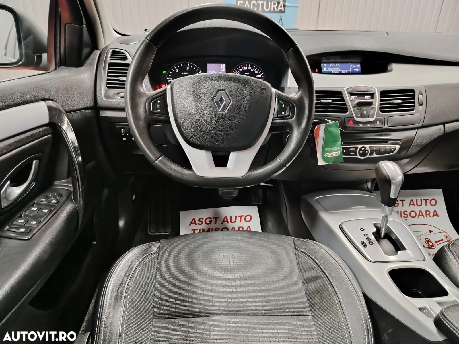 Renault Laguna - 8