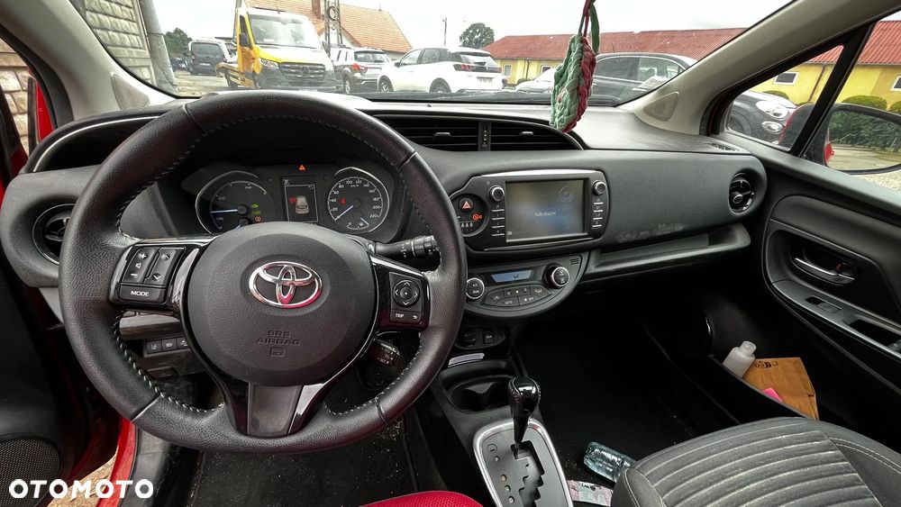 Toyota Yaris 1.5 VVT-i Comfort mit Design Paket - 6