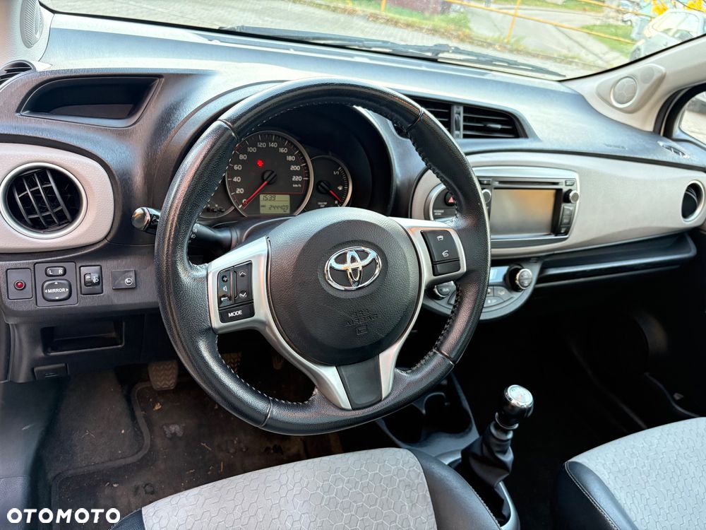 Toyota Yaris - 9