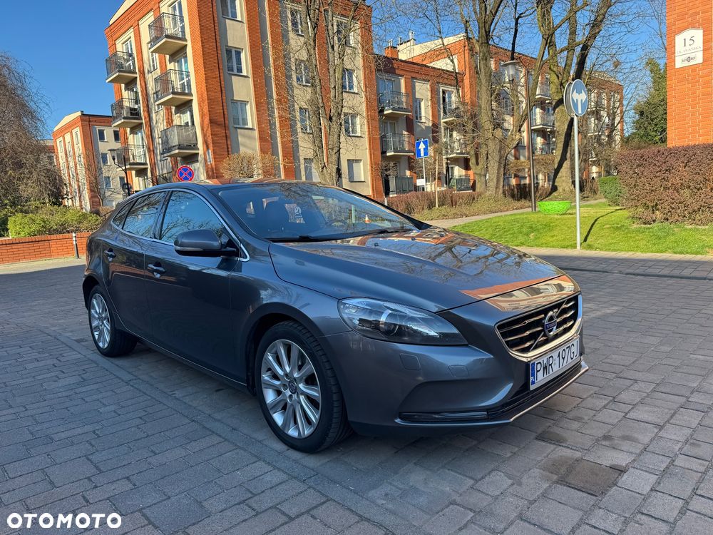 Volvo V40 D3 Momentum - 6