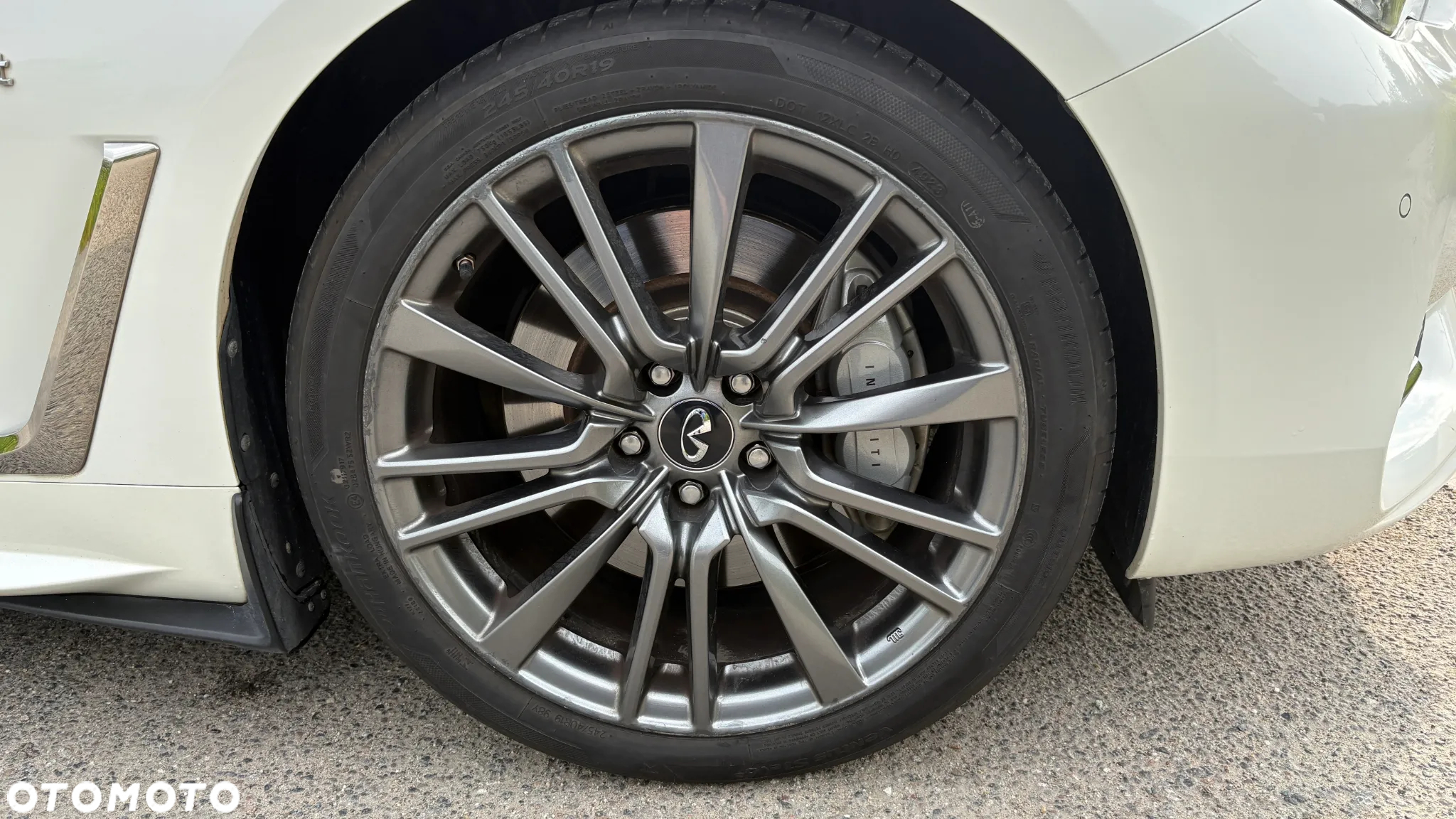 Infiniti Q60 2.0t Sport - 8