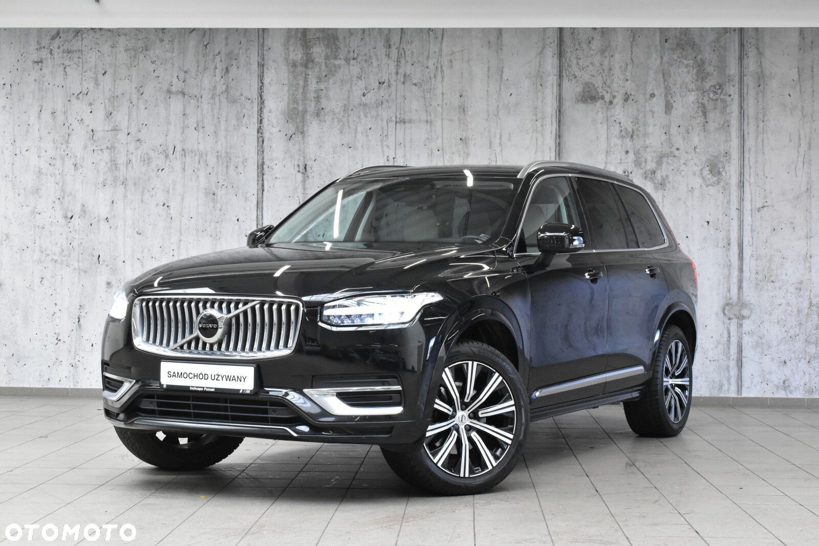 Volvo XC 90 - 1