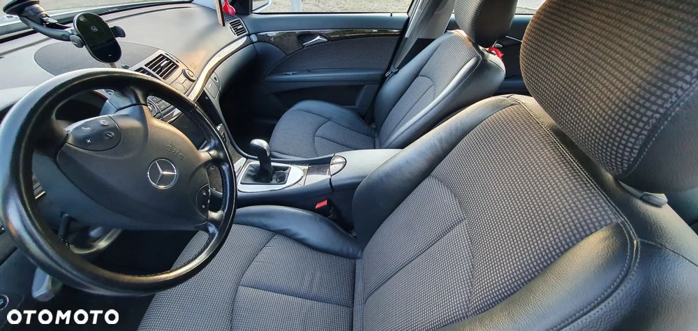 Mercedes-Benz Klasa E 200 Kompressor Avantgarde - 7