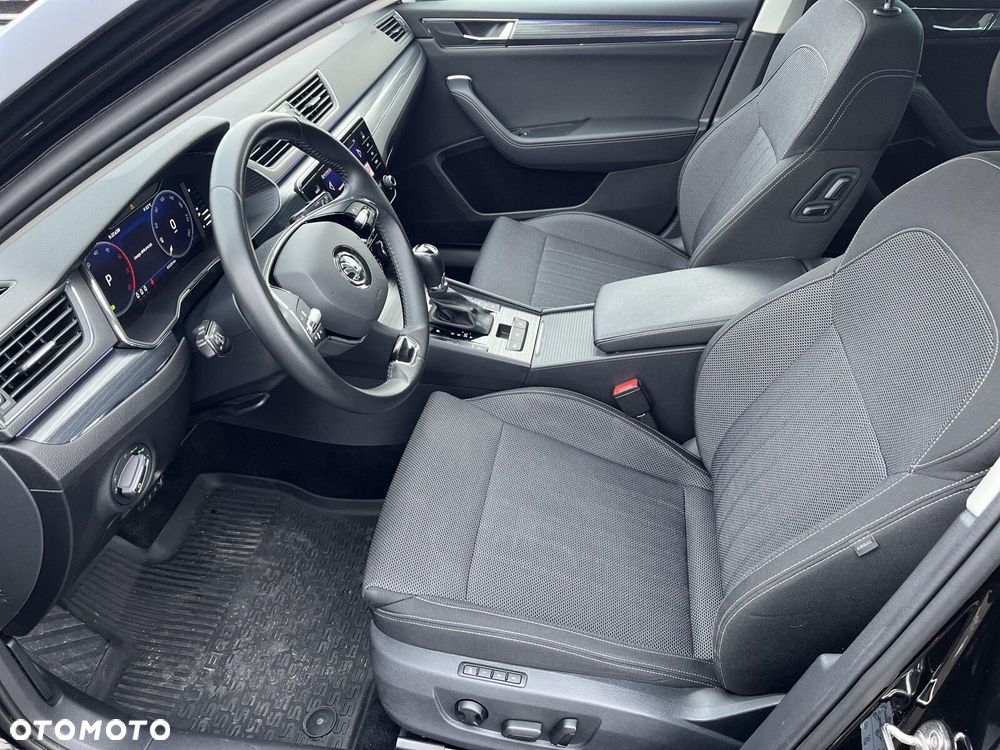 Skoda Superb 2.0 TDI SCR Style DSG - 16