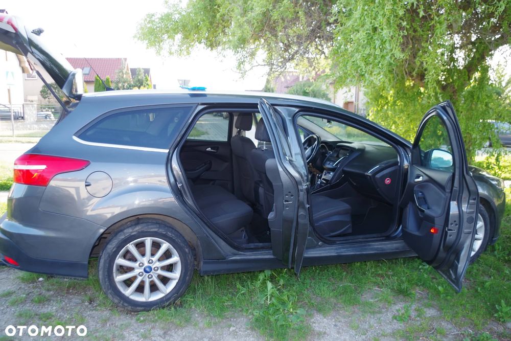 Ford Focus 1.0 EcoBoost Titanium ASS - 10
