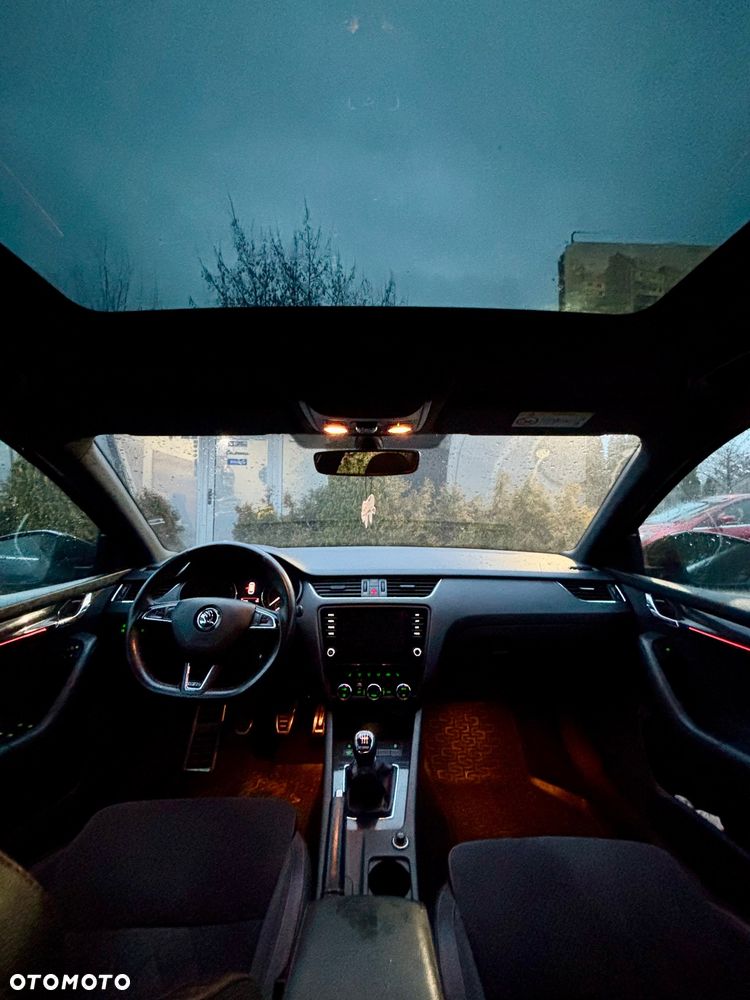 Skoda Octavia 2.0 TSI RS - 13