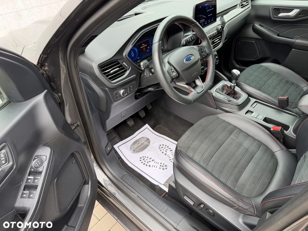 Ford Kuga 1.5 EcoBoost FWD ST-Line - 30