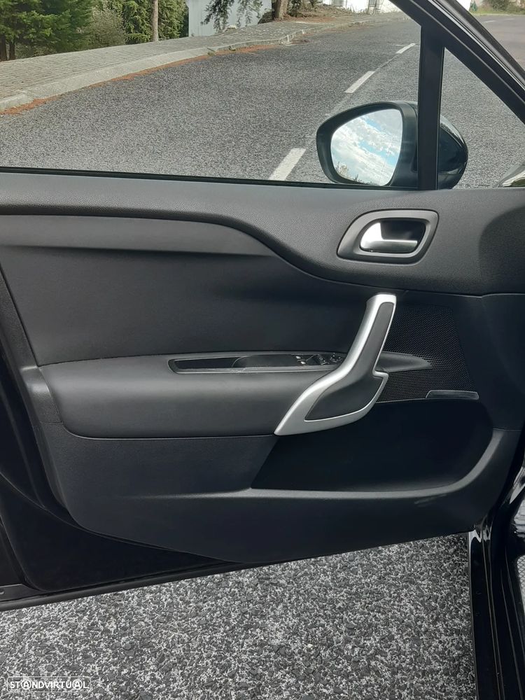 Citroën DS4 1.6 HDi Chic - 12