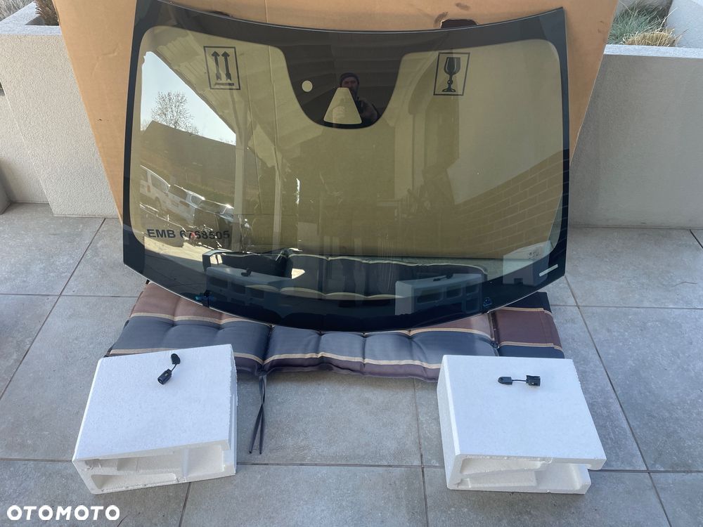 SZYBA CZOŁOWA VOLVO XC 40 II   GRZANA NOWA ORYGINAŁ - 1