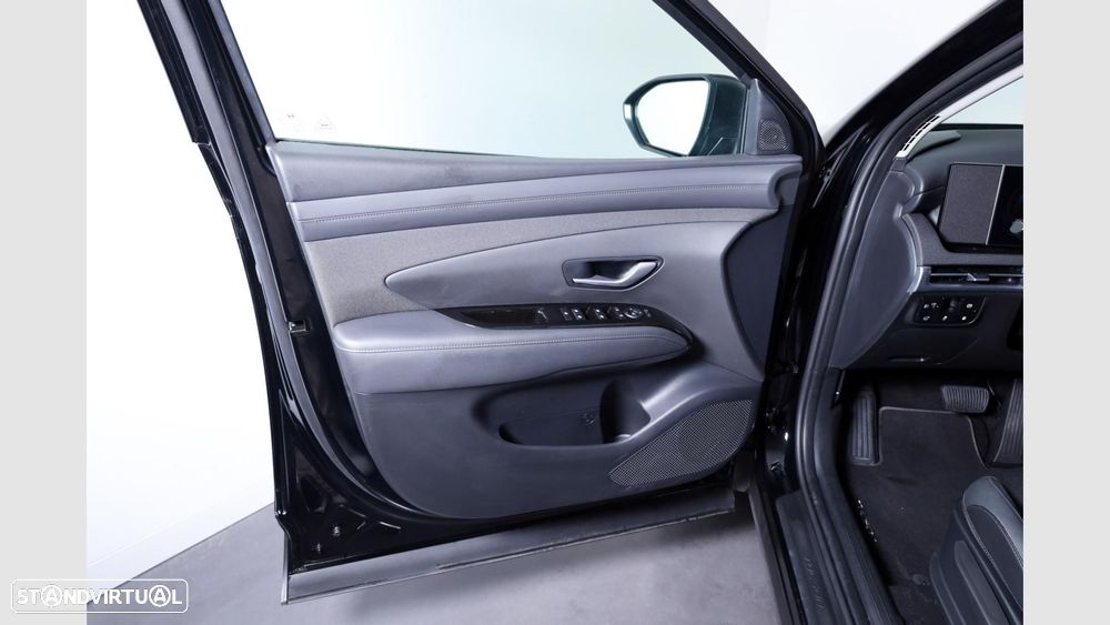 Hyundai Tucson 1.6 T-GDI PHEV e-Vanguard - 7