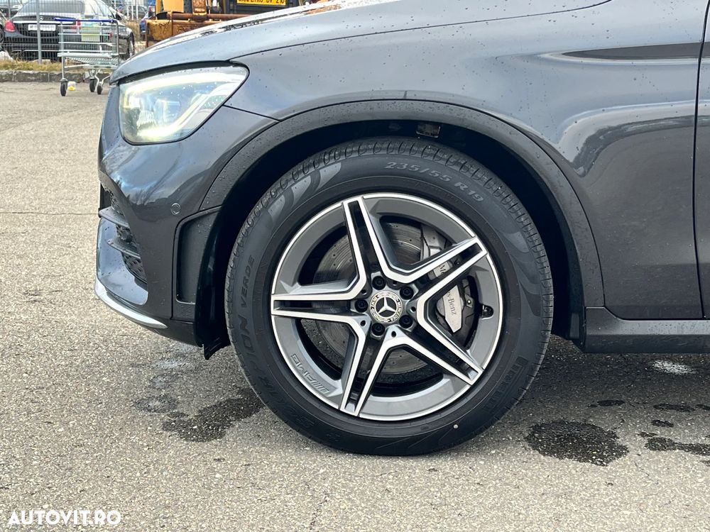 Mercedes-Benz GLC 220 d 4MATIC - 29