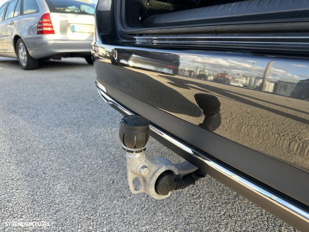 Mercedes-Benz E 300 e Station - 57