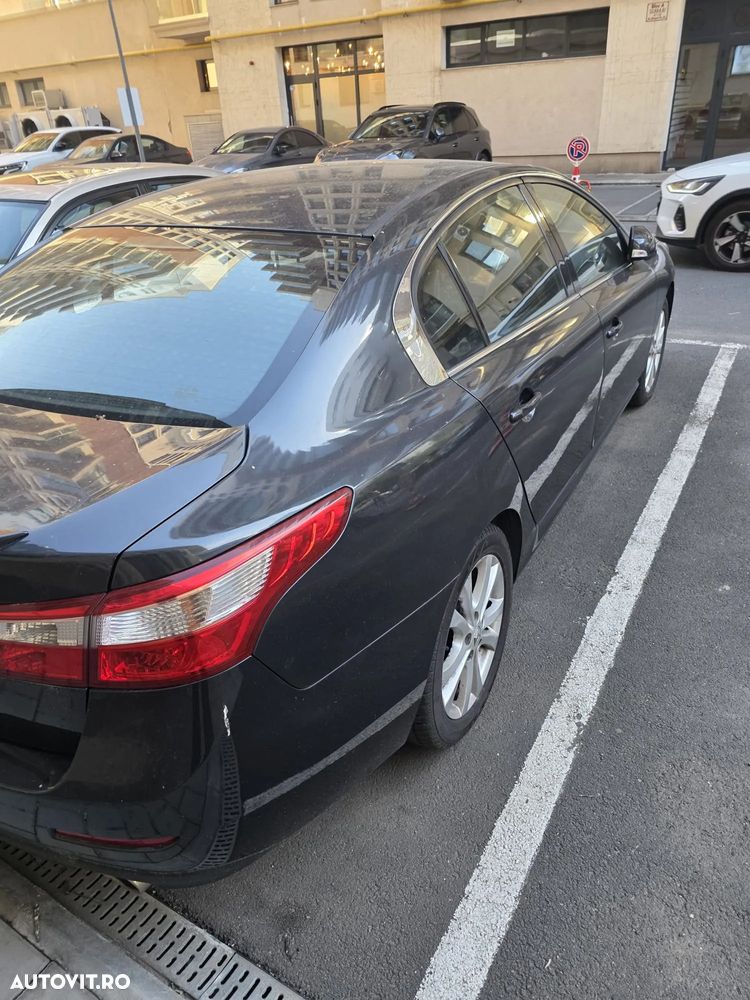 Renault Latitude - 11