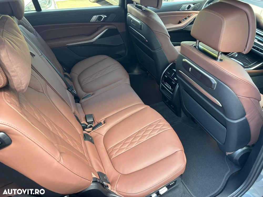 BMW X7 xDrive40d - 23