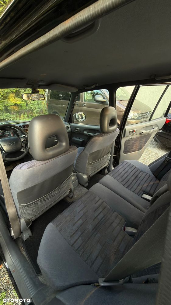 Toyota RAV4 2.0 - 11