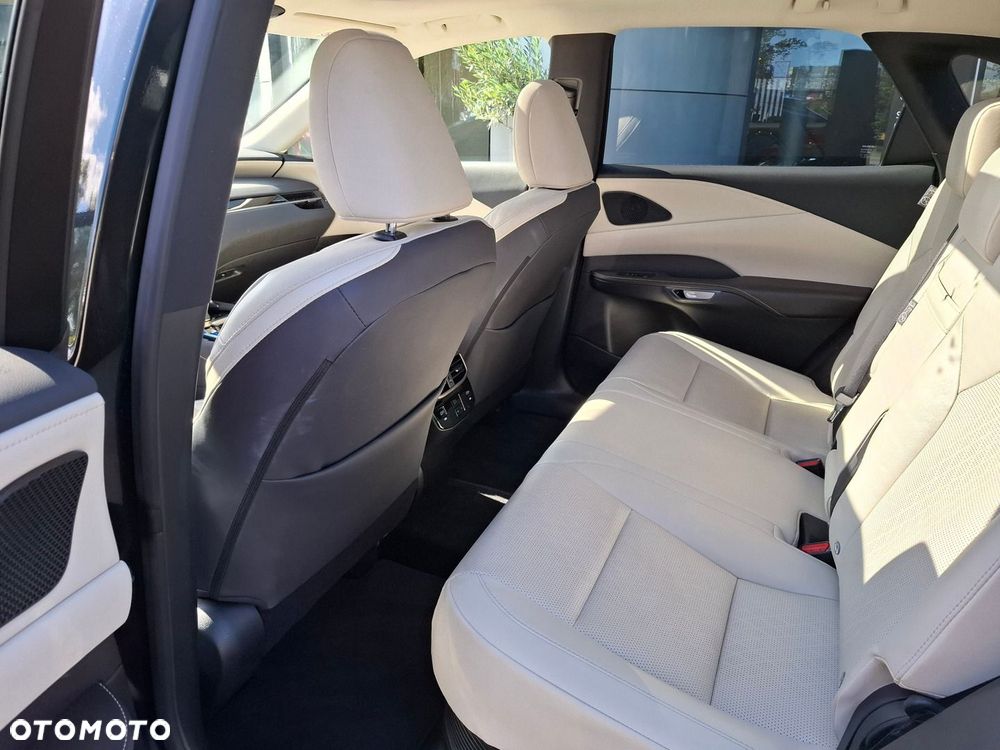 Lexus RX - 15