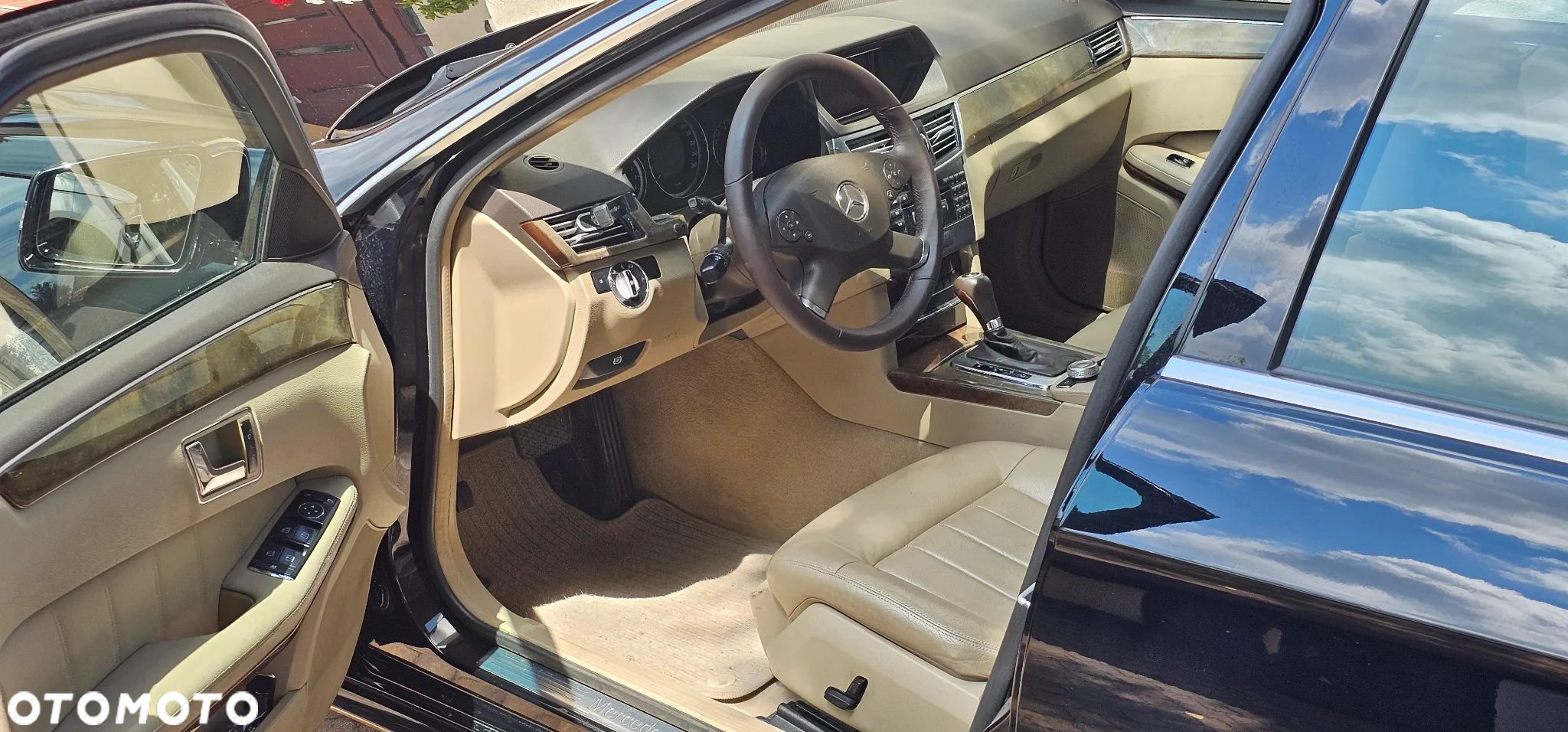 Mercedes-Benz Klasa E 250 CGI BlueEffICIENCY Elegance - 6