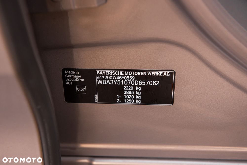 BMW 3GT 320d xDrive Luxury Line - 34