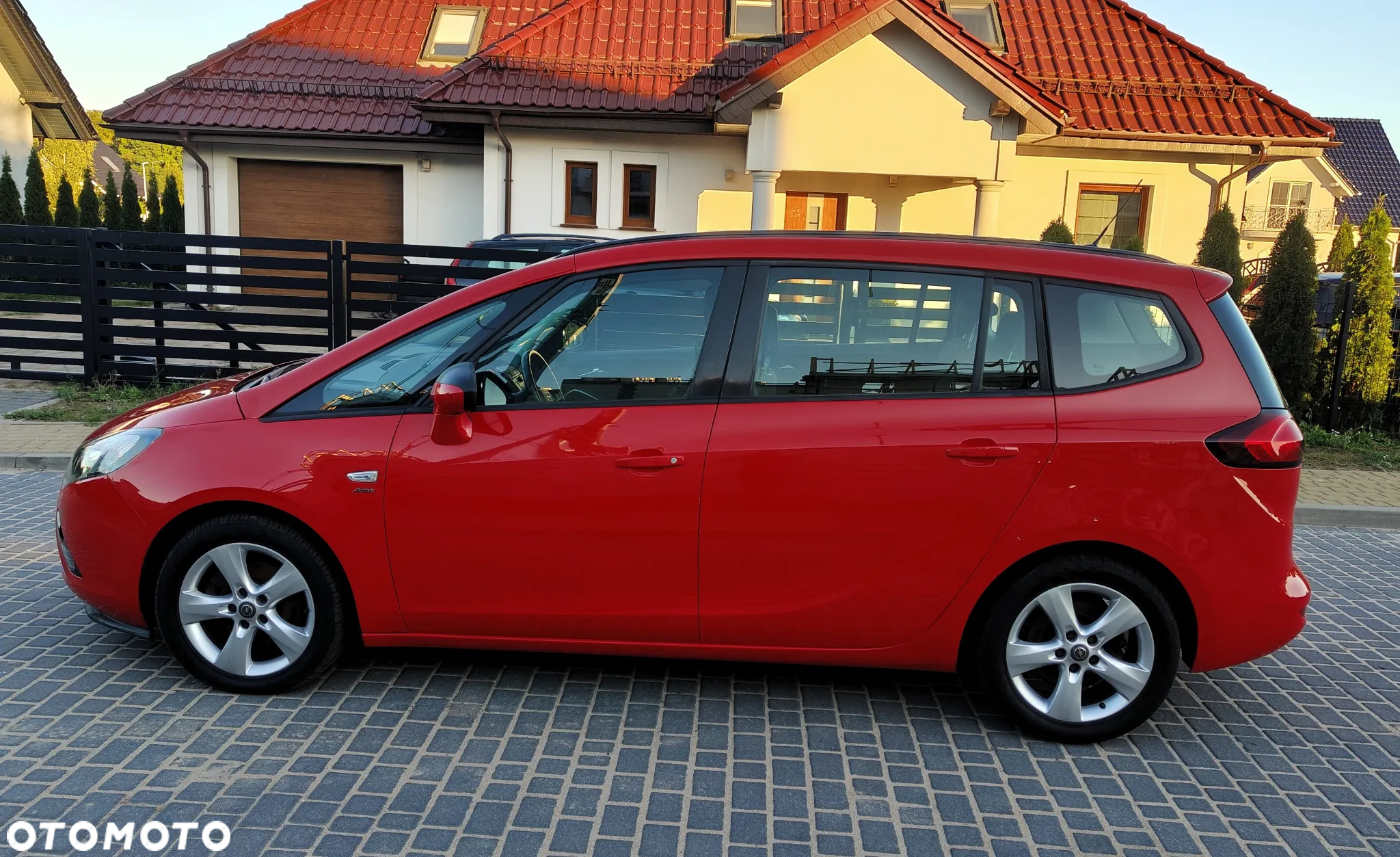 Opel Zafira Tourer 2.0 CDTI Edition - 3