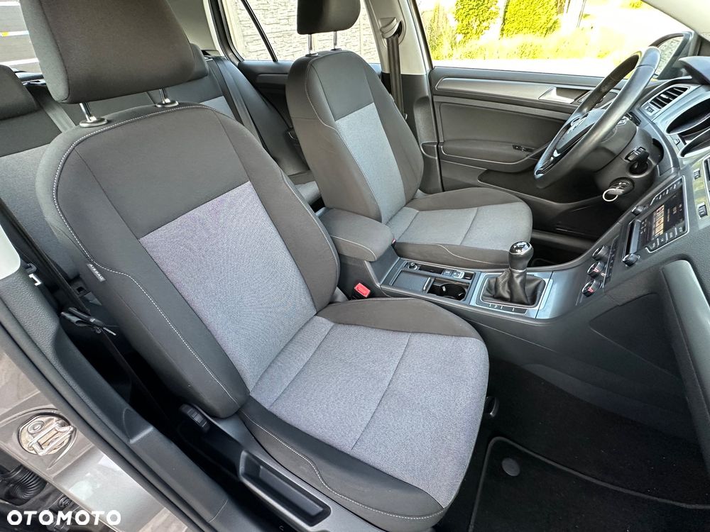Volkswagen Golf 1.6 BlueTDI Comfortline - 6