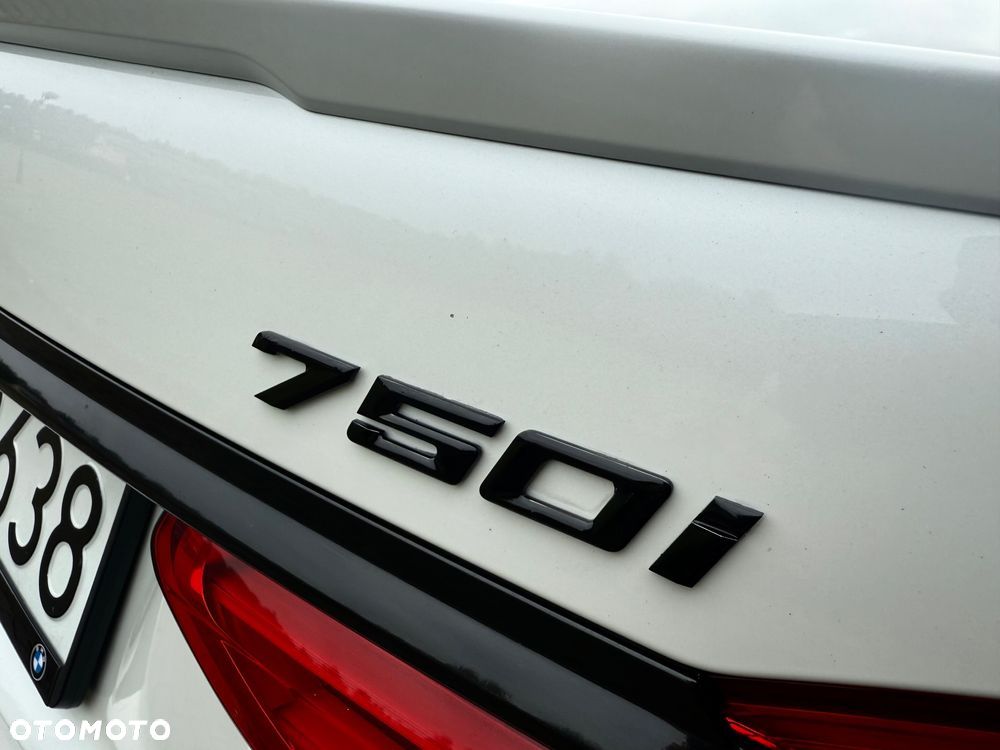 BMW Seria 7 ver-750li-xdrive-edition-exclusive - 15