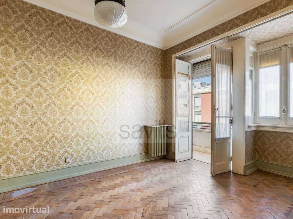 Apartamento T5 na Rua Rodrigo da Fonseca, em Lisboa - Grande imagem: 4/23