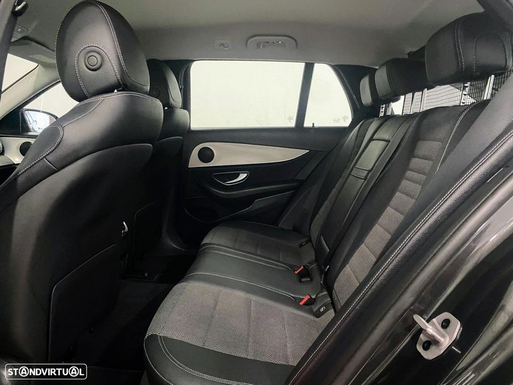 Mercedes-Benz E 300 de Exclusive Line 4Matic - 10