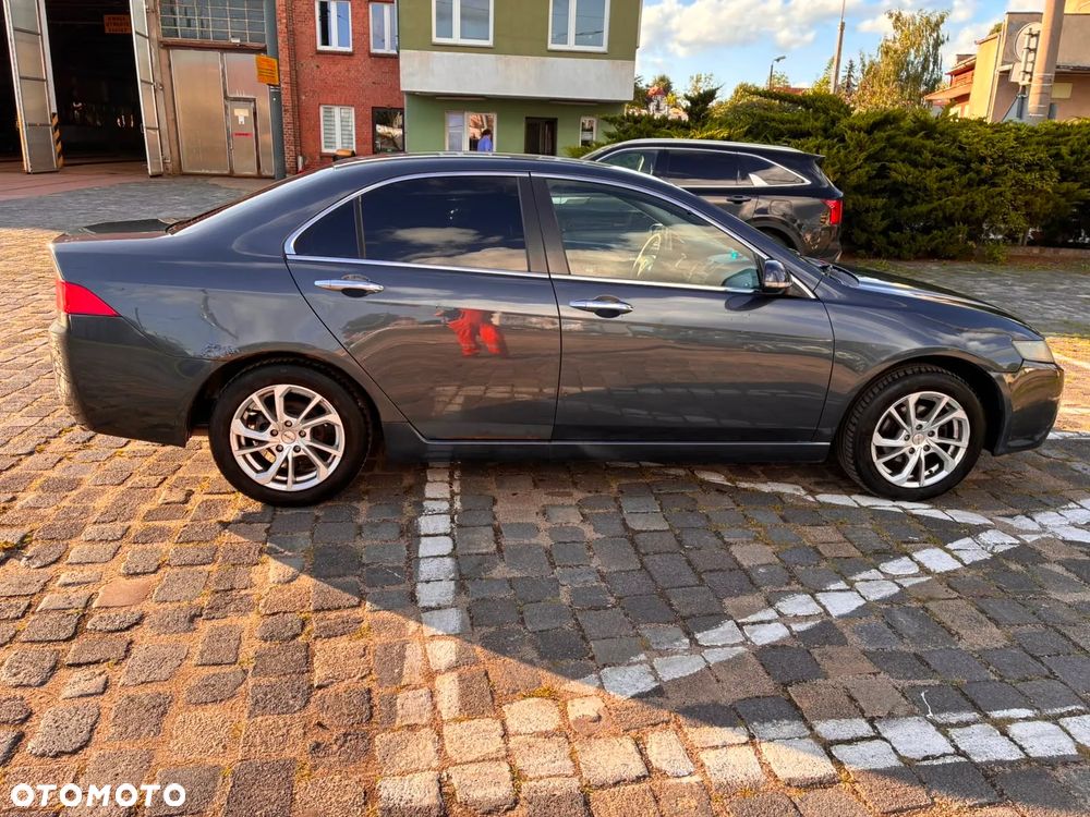 Honda Accord - 4