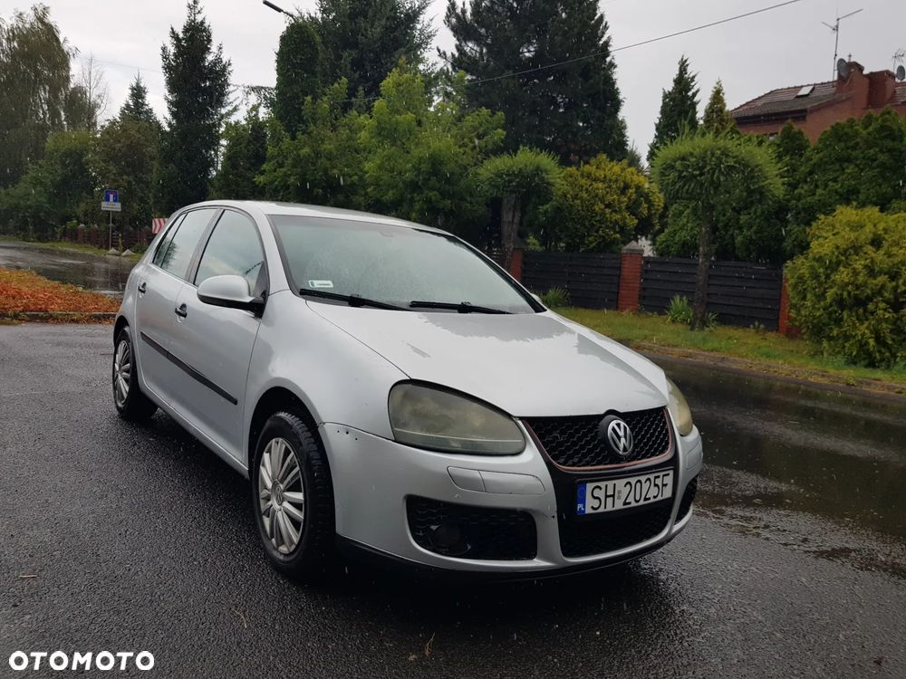 Volkswagen Golf - 1