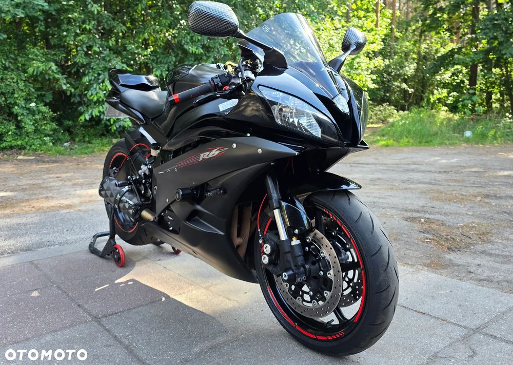 Yamaha R6 - 1
