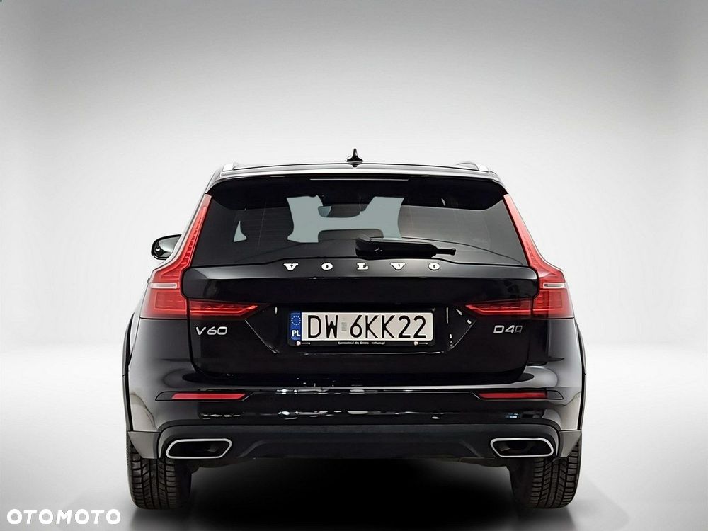 Volvo V60 Cross Country D4 AWD - 4