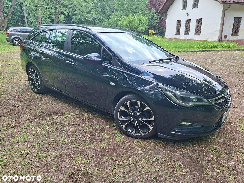Opel Astra 1.6 CDTI Sport - 2