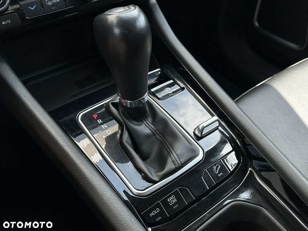Jeep Compass - 24