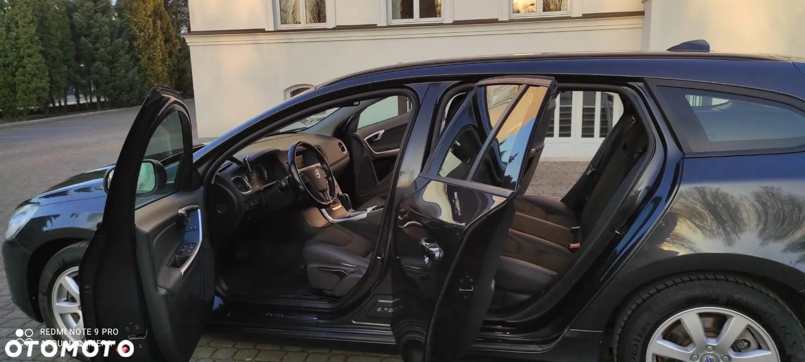 Volvo V60 2.0T Geartronic Powershift Kinetic - 5