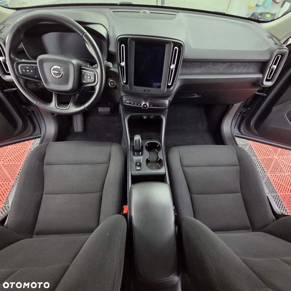 Volvo XC 40 D3 Momentum - 8