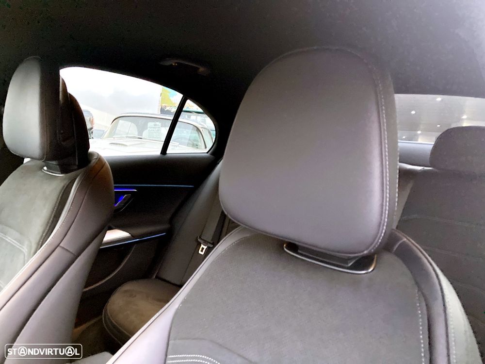 Mercedes-Benz E 300 e AMG Line - 23