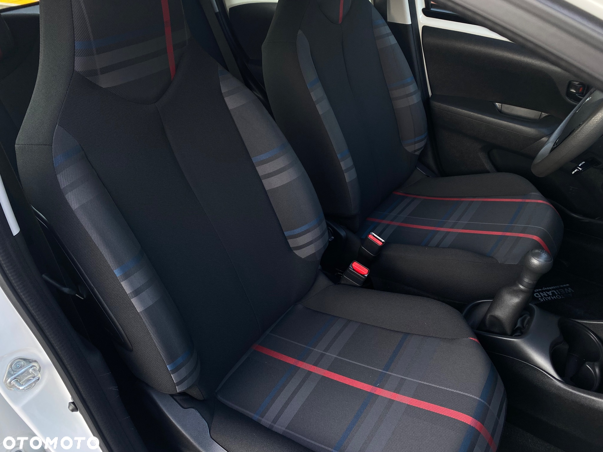 Peugeot 108 PureTech 82 Style - 35