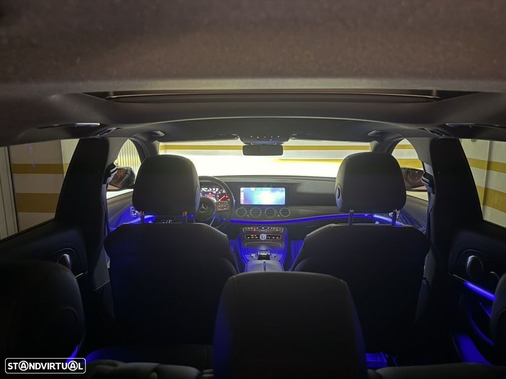 Mercedes-Benz E 300 de 9G-TRONIC AMG Line - 52