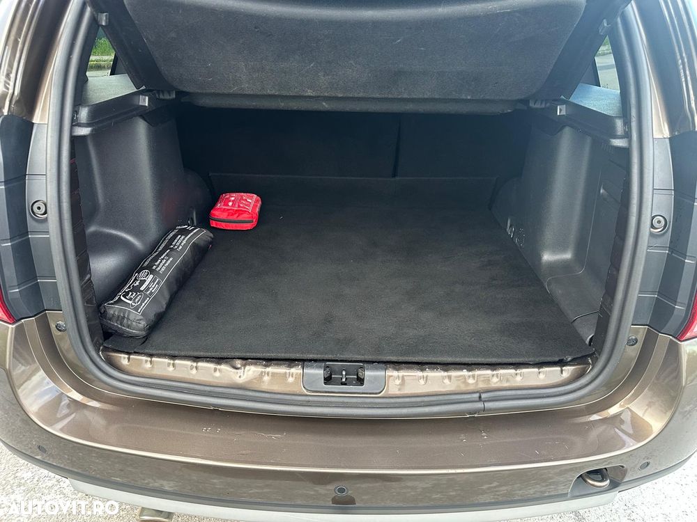 Dacia Duster dCi 110 FAP 4x4 Prestige - 17