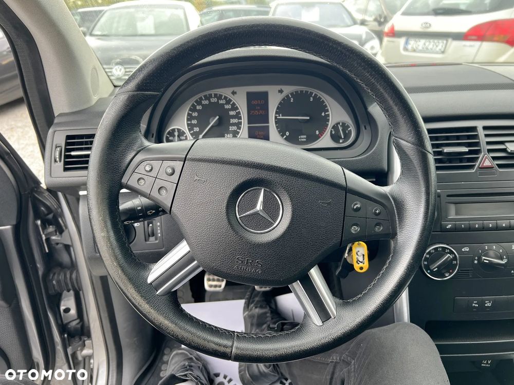 Mercedes-Benz Klasa B 180 CDI - 20