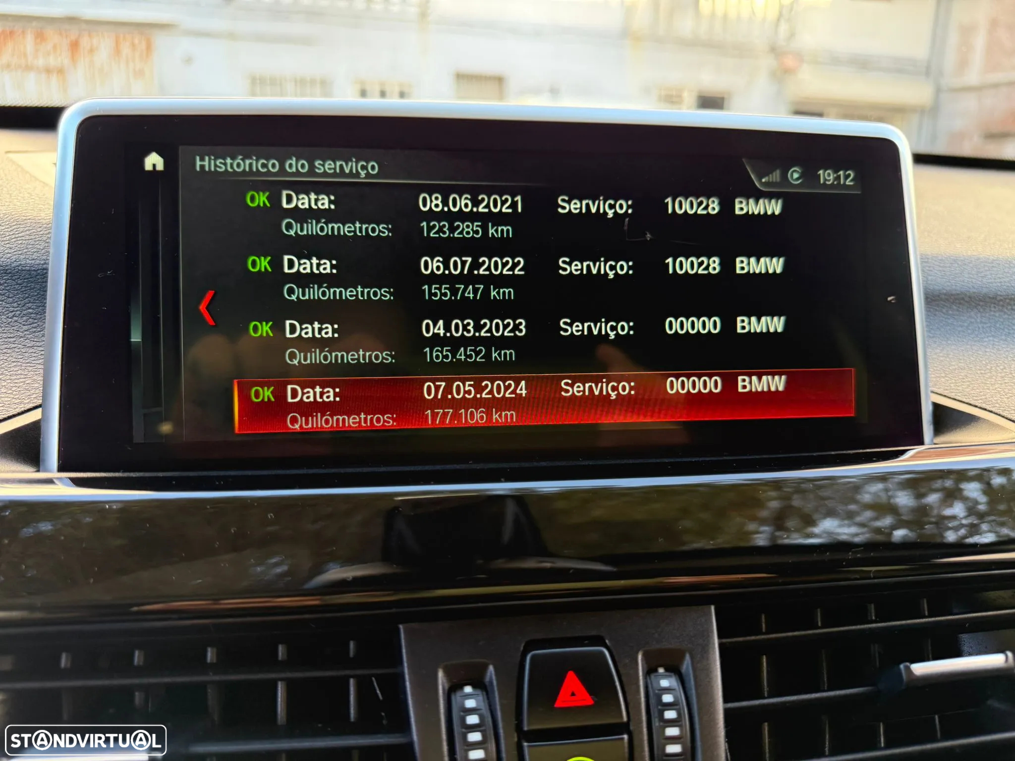 BMW X1 18 d sDrive Advantage Auto - 19