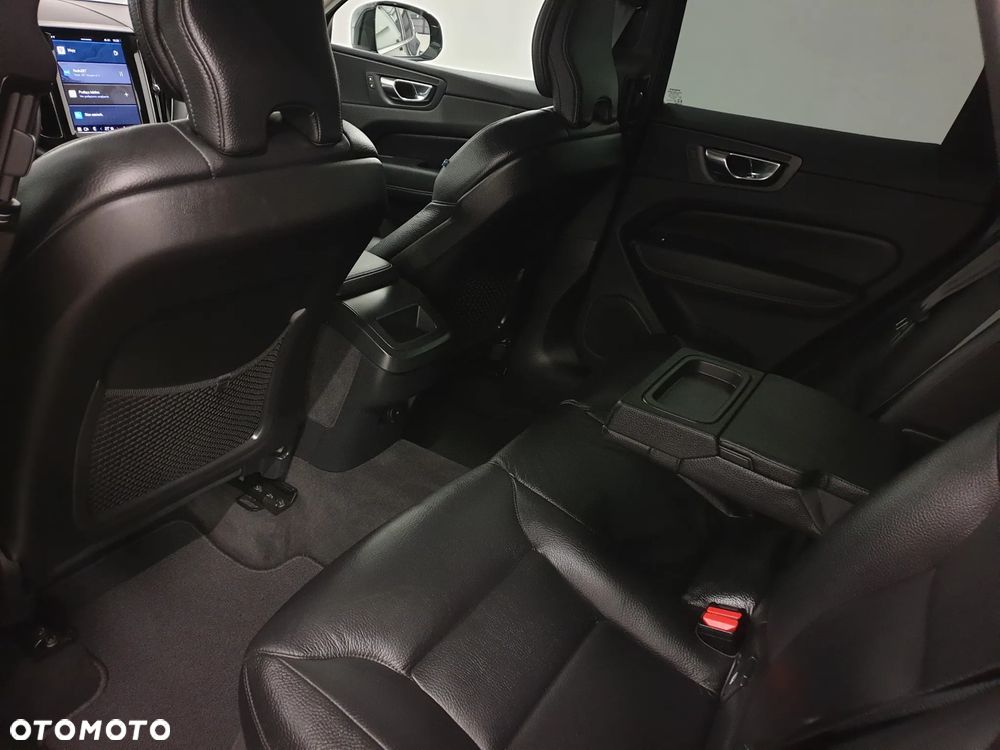 Volvo XC 60 B4 D Geartronic Inscription - 39