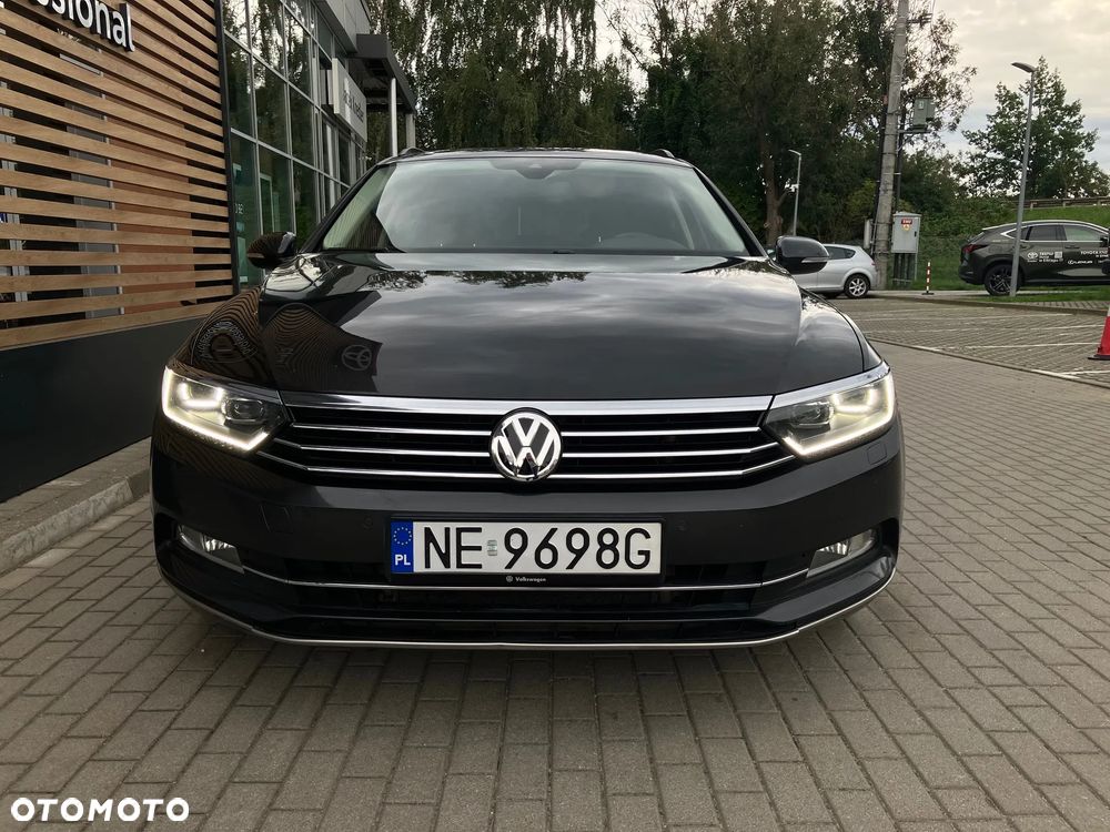 Volkswagen Passat - 14