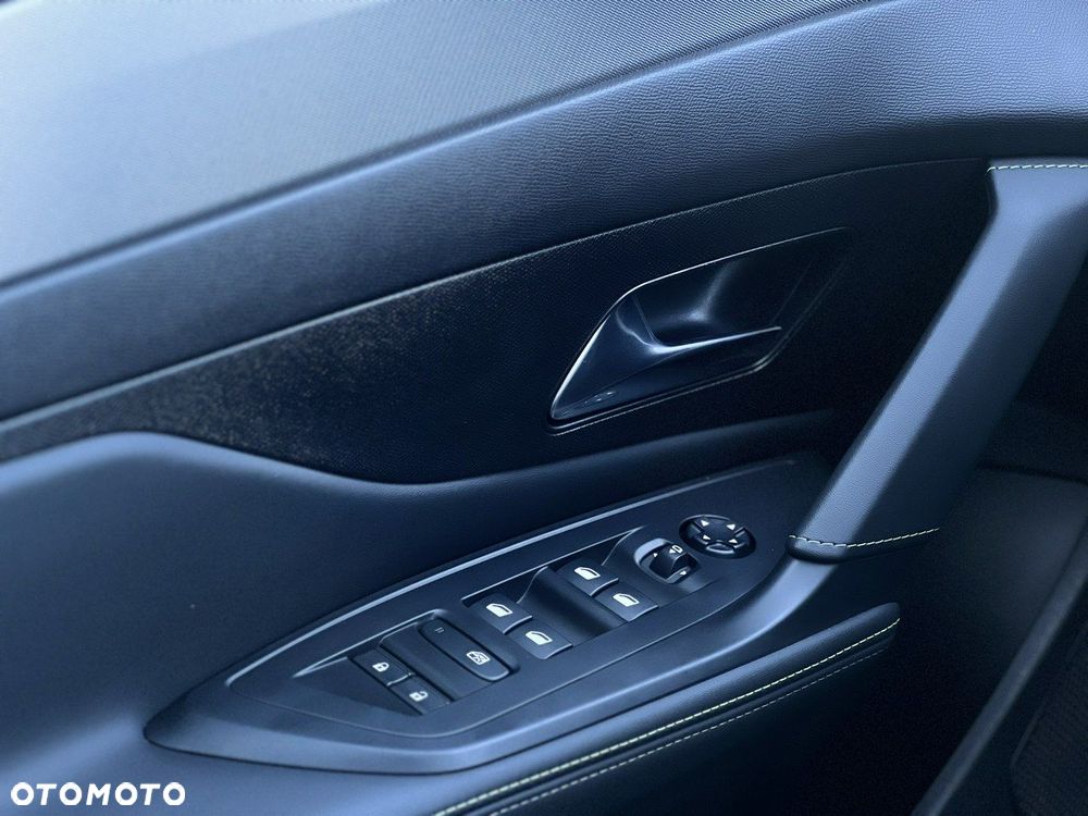 Peugeot 308 1.2 PureTech GT S&S EAT8 - 28