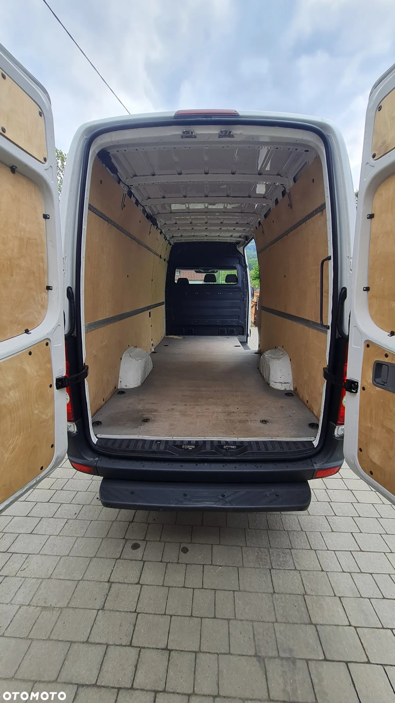 Volkswagen Crafter - 17