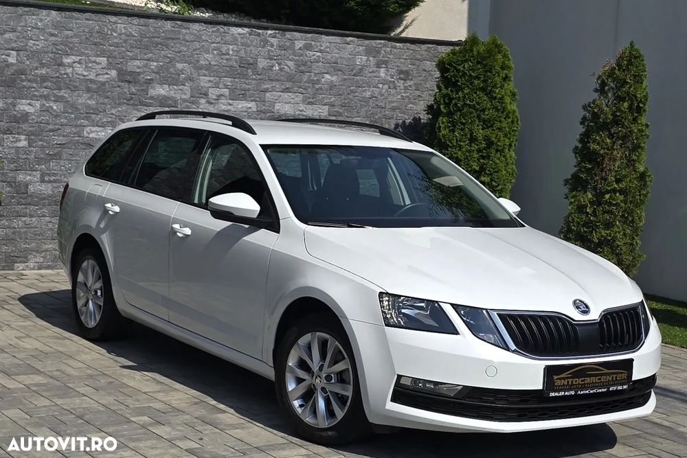 Skoda Octavia 2.0 TDI Ambition - 34