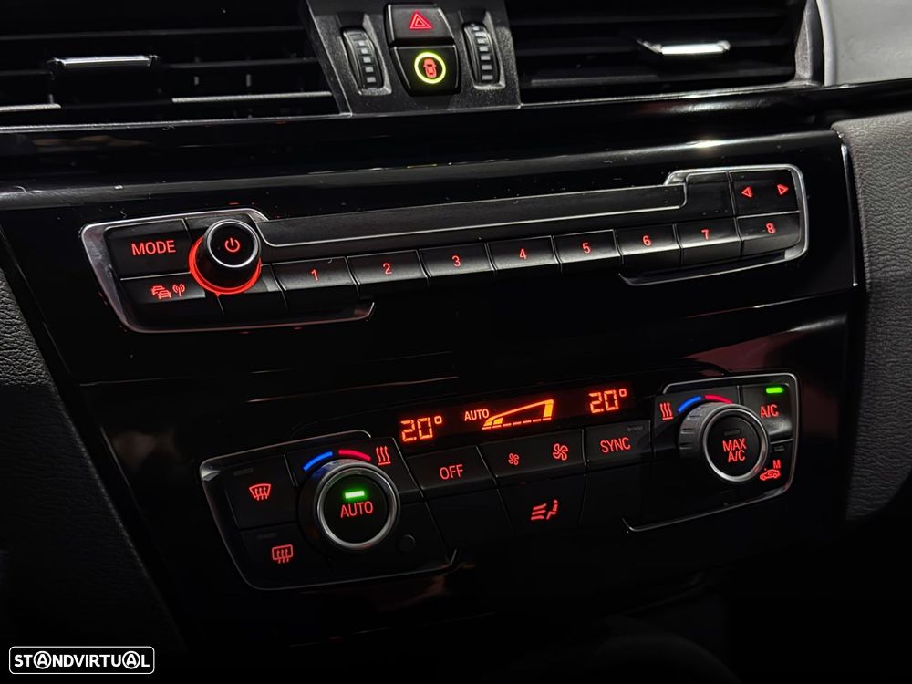 BMW X1 25 e xDrive - 23