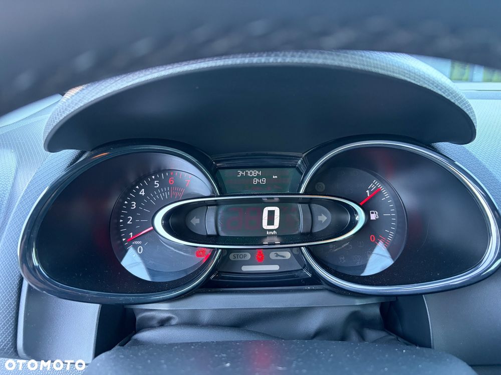 Renault Clio - 11
